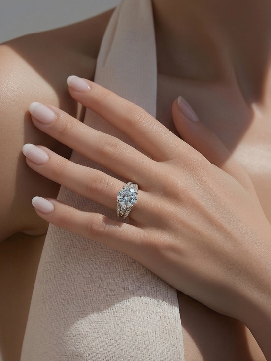 Piatella Jewelry Jewelry - 🆕 Piatella Women’s ring, 2 carat cut, accents , 14k gold plated setti…